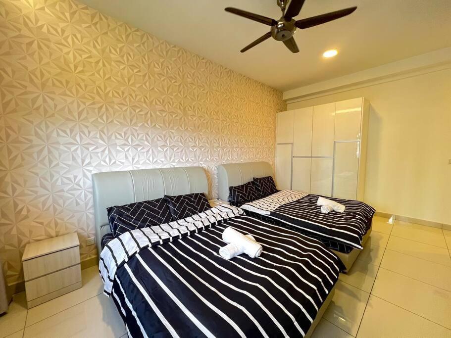 Meridinmedini Familytrip 5Min To Legoland By Vdo Homestay Nusajaya  Bagian luar foto
